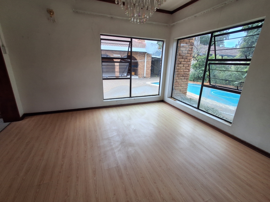 5 Bedroom Property for Sale in Jan Cillierspark Free State